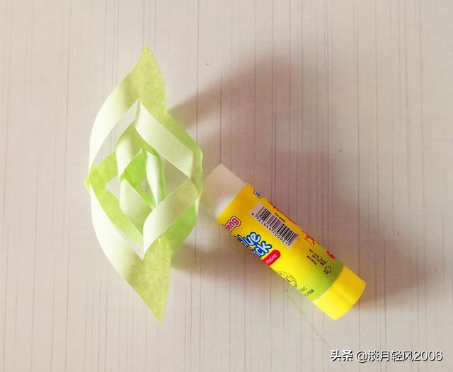 雪花窗花怎么剪，怎么剪窗花 雪花（带孩子做一个立体雪花）