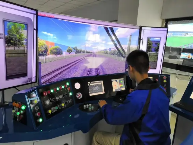 什么是铁路车辆运用管理，铁道车辆运用与管理（<含车辆驾驶、铁道车辆检修与维护>）