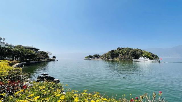 云南旅游必去的景点，云南旅游必去的景点玉龙雪山（私藏在云南值得一去的八个地方）