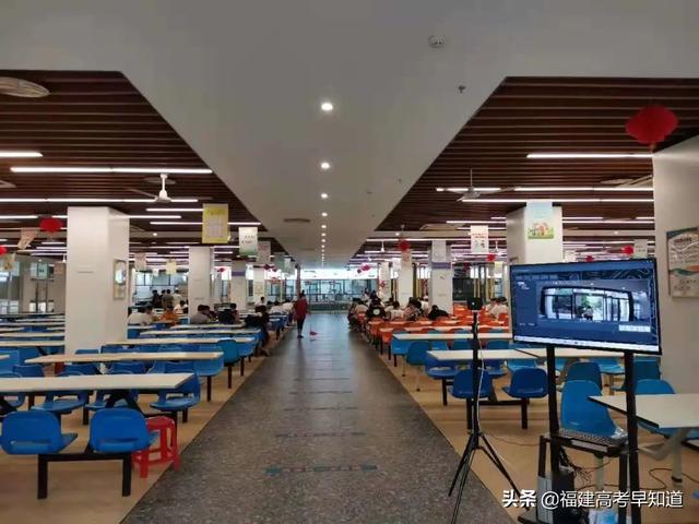 厦门东海学院怎么样，厦门东海职业技术学院怎么样（福建省专科院校食宿条件大比拼）