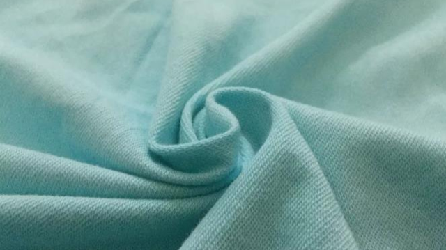 毛圈布是什么面料，绒布和毛圈布哪个面料好（机织针织面料分类）