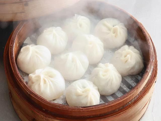 做包子发面要多久，做包子发面要多久时间（出锅后蓬松暄软不塌陷）