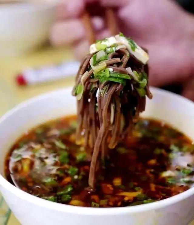 咸阳有什么好吃的特产，咸阳有什么特产小吃（咸阳各地人气特色美食都有哪些）