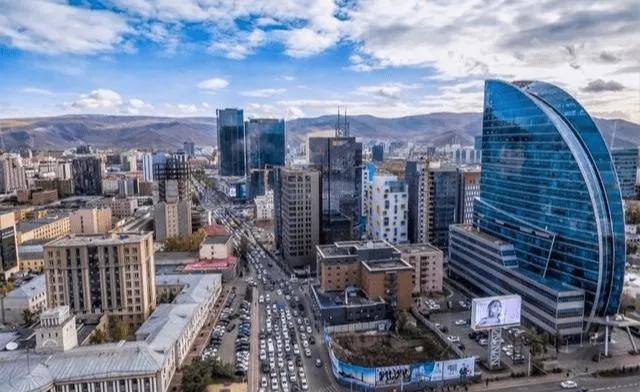 蒙古国独立现后悔吗，蒙古国现在咋样？会不会回到以前和中华帝国的关系（蒙古国的现状）