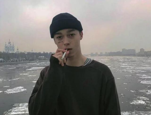 俄罗斯戒哥真名字，求一俄罗斯肖像油画家的名字喜欢画大胡子的男人（高质量戒哥）