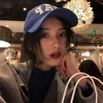失恋网名女生伤感，分手失恋女生伤感网名（受伤了怎么取个直播名字适合失恋的女人）