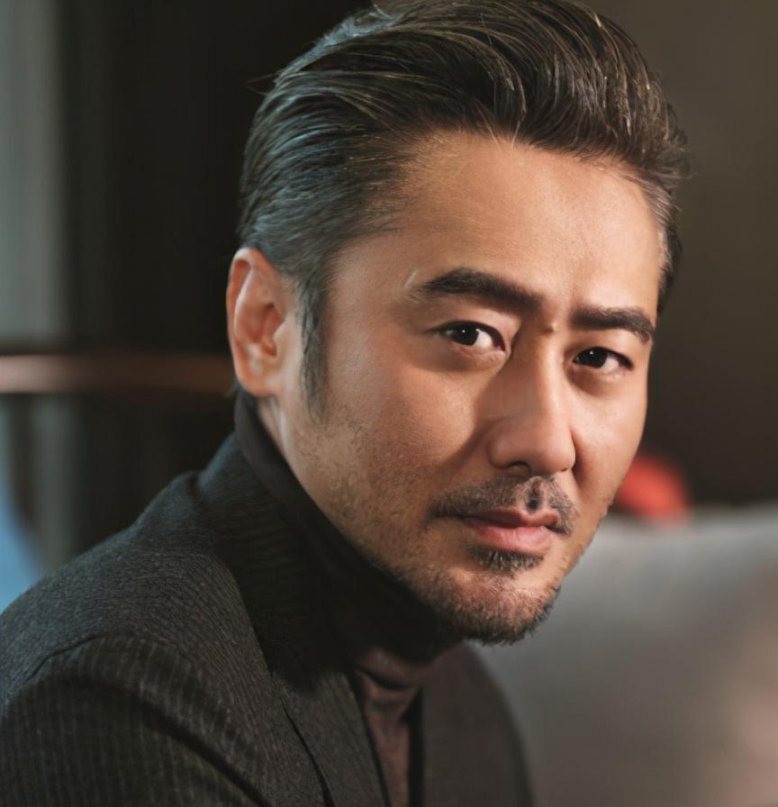 实力不输窦骁,与佘诗曼搭戏成最讨喜cp,可谭凯为何万年不红?