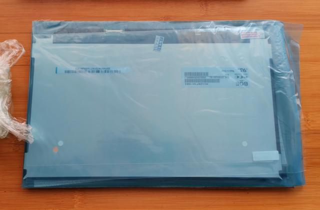 更换显示器在BIOS里怎么设置，换显卡bios要设置（眼睛终于不再受折磨）