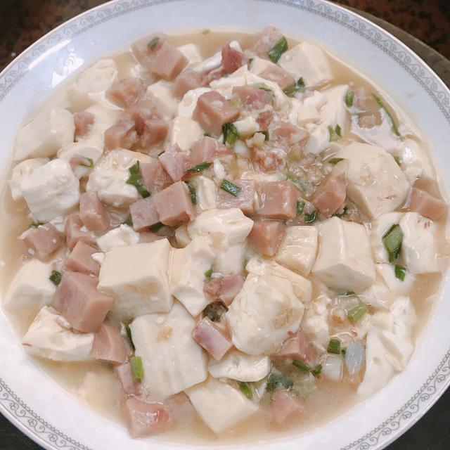 白豆腐怎么做好吃，自己怎么做白豆腐（精选白豆腐的家常做法）