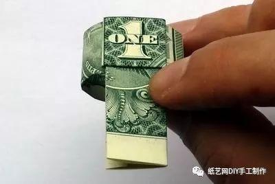 纸戒指的折法图解，如何折一个纸质的玫瑰戒指（谁会不心动<附教程>）