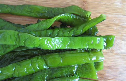 什么是裙带菜，裙带菜和海带的区别（营养师：碘元素含量相差十倍）