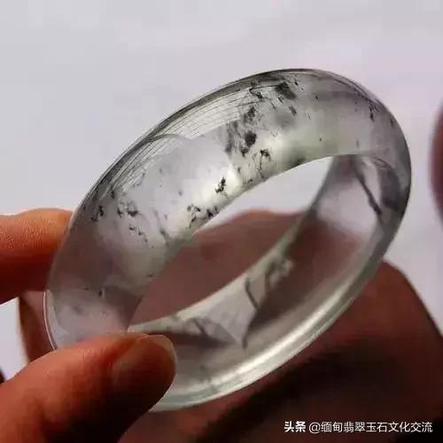 钠长石玉还叫什么玉，钠长石玉是翡翠吗（1000元以内4种最值得入手的高性价比美玉）