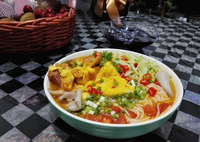 怎么做面条好吃，面条怎样做好吃又简单（5分钟教你搞定）