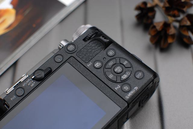 如何评价松下的GX9，松下gx9和gx10（让所见即所得：松下LUMIX）