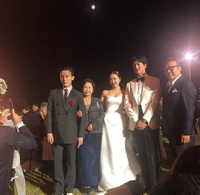 精选权志龙高清图片    权世界只有·GD，权志龙全部图片（说明入伍这几年他还没忘记老本行）