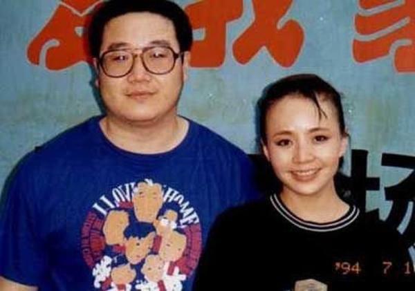 与宋丹丹离婚后，英达14年来对巴图不闻不问，是“渣”还是通透？