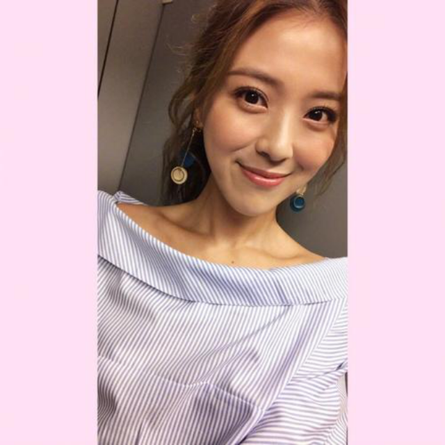 蓝海一加一剧情，纪欣伶纪欣妤（因《公主小妹》被熟知）