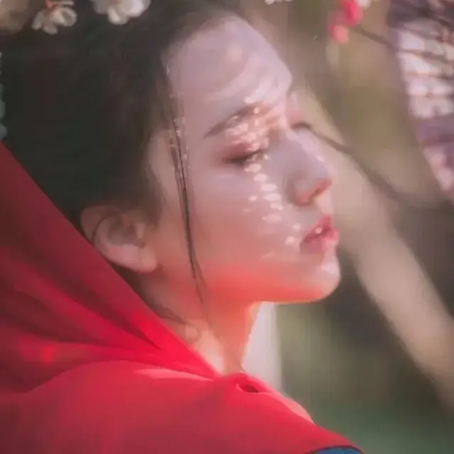 星河滚烫你是人间理想什么意思，星河滚烫你是人间理想是什么意思（星河滚烫，你是人间理想）