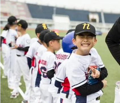 大一多少岁，大一岁买重疾险要多交多少钱（小学入学年龄有“变动”）