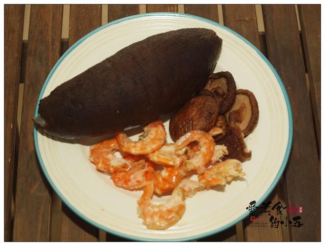 红烧海参正宗做法，红烧海参的家常做法（红烧海参：中秋节家宴露一手）