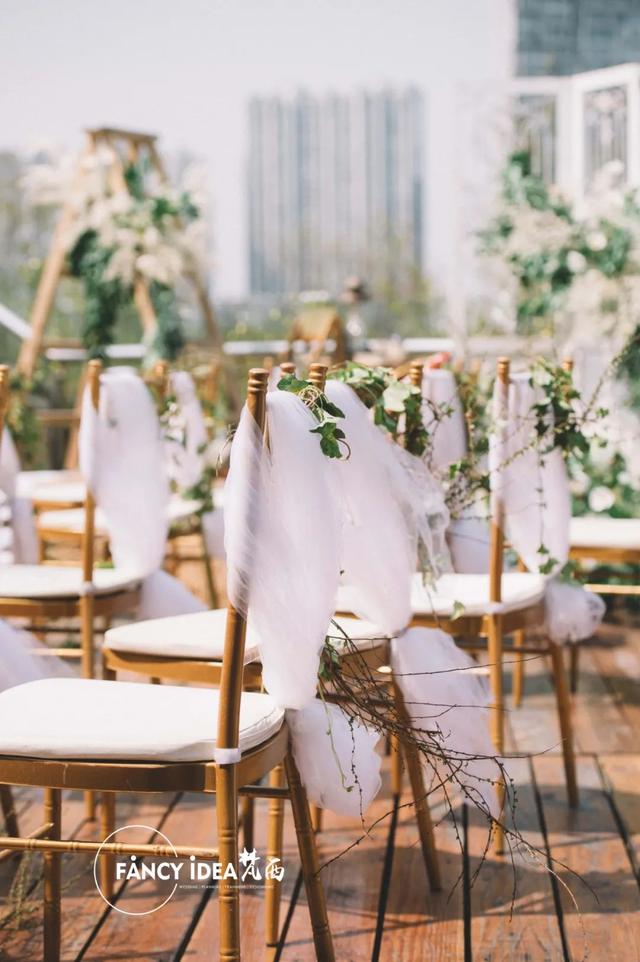 感人的结婚誓言经典台词推荐 电影里的经典婚礼誓词，婚礼相关句子：感人的结婚誓言经典台词推荐（这些最暖心的誓言）