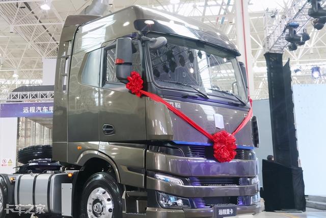 m100甲醇汽油，甲醇汽油怎么样（吉利M100甲醇重卡35万起售）