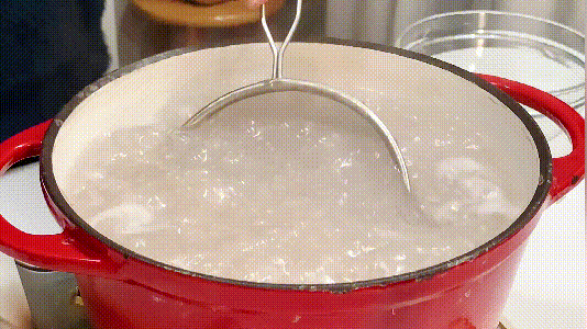 西米露是什么东西，西米的营养价值和副作用（夏季标配甜品黄桃西米露）