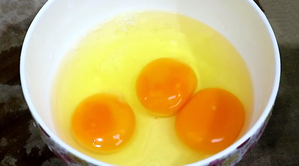 圖片[2]-【肉末蒸蛋】做法步驟圖 鮮香嫩滑 不比飯店差-起舞食譜網(wǎng)