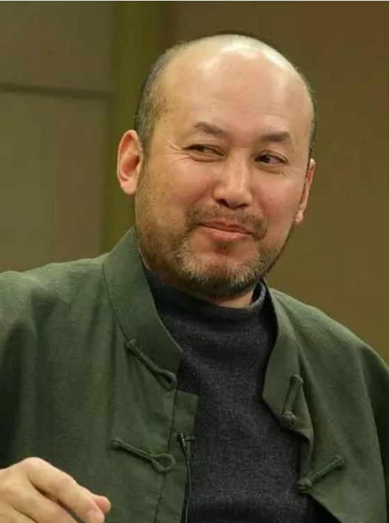 倪萍有几段婚史，倪萍婚姻（60岁倪萍先后嫁4任丈夫）