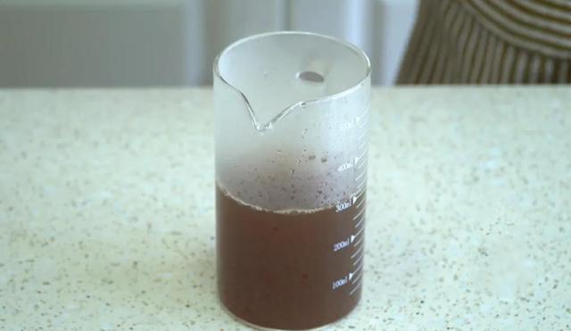 变蛋的做法，适合10岁儿童亲手做的甜品（想吃皮蛋自己在家做）