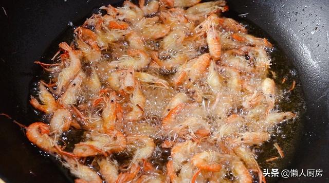 小虾怎么做好吃，小虾皮怎么做好吃（比油爆小河虾好吃）