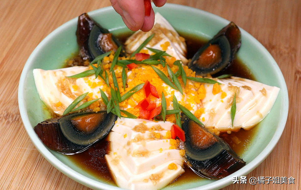 图片[7]-【豆腐拌皮蛋】做法步骤图 开胃又解腻-起舞食谱网