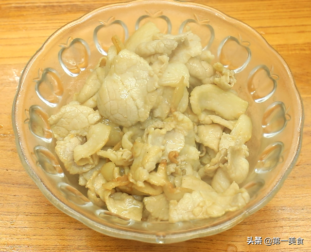 大辣椒炒肉，大辣椒炒肉丝怎么炒（最少调料做出真正好吃的地道农家菜）