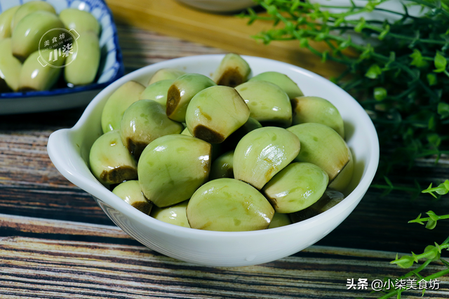 腌正宗腊八蒜方法，腊八蒜怎么腌法（教你腌腊八蒜正确做法）