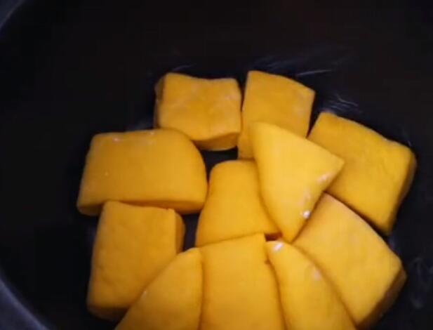 圖片[7]-【南瓜肉松饅頭】做法步驟圖 做出來比餡餅好吃 小孩特別喜歡-起舞食譜網