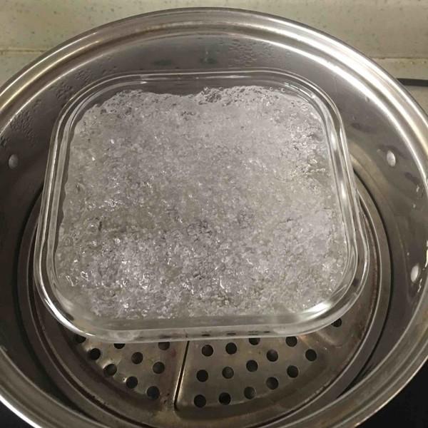 芒果可以和酸奶一起吃吗 芒果可以不可以和酸奶一起吃，芒果可以和酸奶一起吃吗（40岁总被人问：是不是大学生）