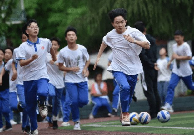 上课请假的100种理由，学生体育课上请假常用的3个理由