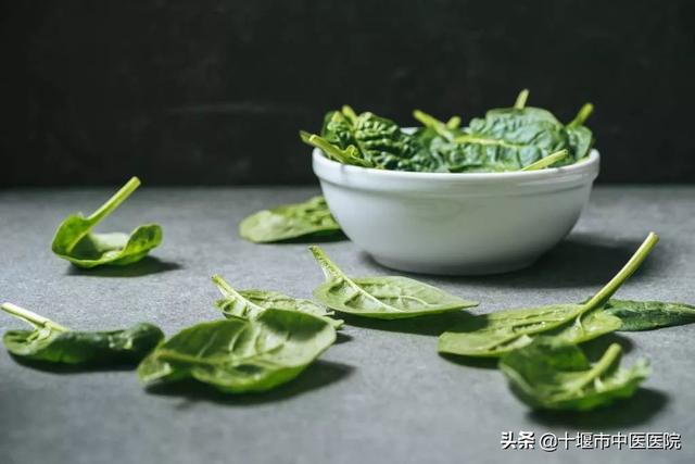 菠菜的功效与作用，菠菜的营养价值不容小觑