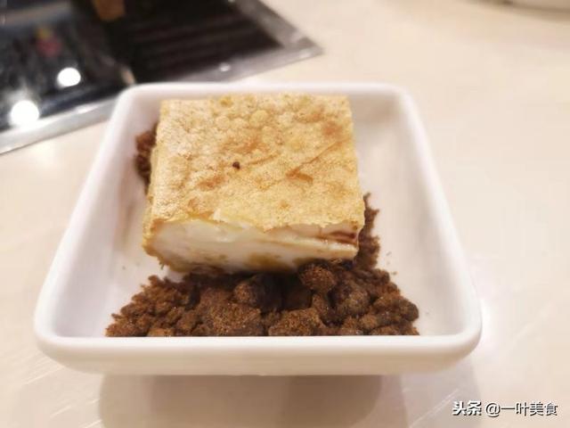 卤水拼盘用什么拼，卤水拼盘好吃吗（还有炸豆腐蘸生韭菜水、红糖粉）