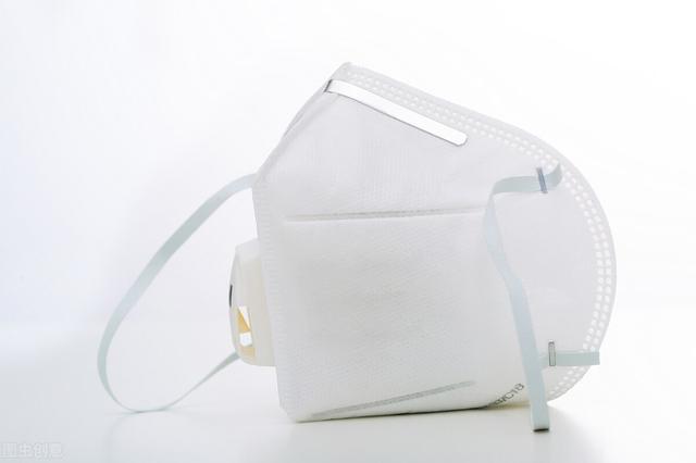 睡觉张嘴睡有什么危害，睡觉无意识张嘴的危害（带什么能改善张嘴睡觉）