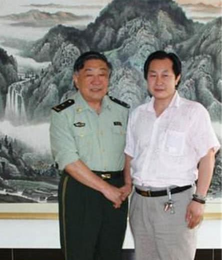 少将是什么军衔，少将是什么军衔肩章（军队里“少将”相当于地方什么级别干部）