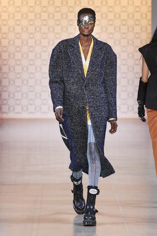 双面呢是什么料子，双面呢面料的特点和知识（盘点秋冬“粗纺花呢”大衣）