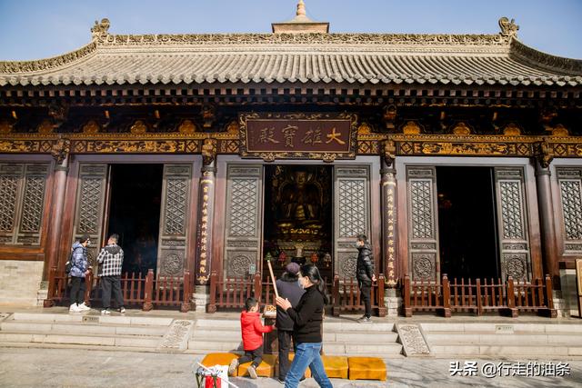 大雁塔的修建和哪位名人有关，大雁塔的修建和哪位名人有关蚂蚁答题（只为玄奘的坚毅和白居易的雁塔题名）