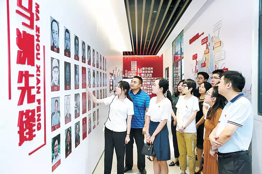 台湾大学校长证明神佛（党员干部岂能迷信）