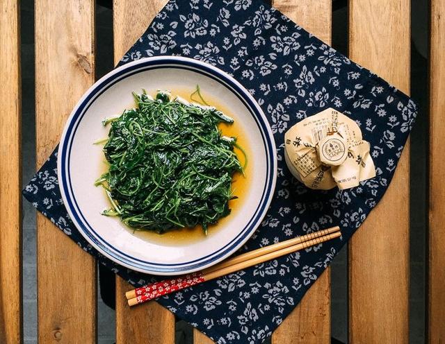 草头怎么炒好吃，草头怎样炒好吃（原来“草”也能炒着吃）