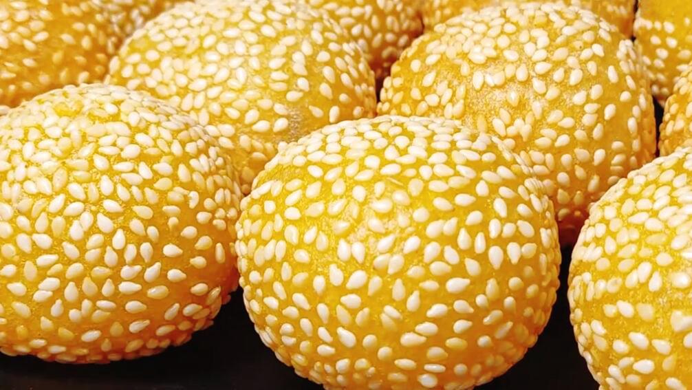 圖片[1]-【空心麻團】做法步驟圖 個個空心不開裂 比買的香-起舞食譜網(wǎng)