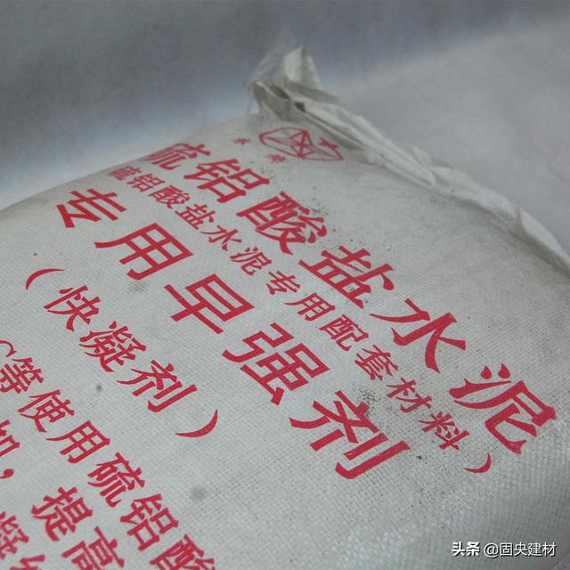 砌墙用粗砂还是细沙，砌筑砂浆中砂还是细沙（砌筑砂浆的主要材料有哪些）