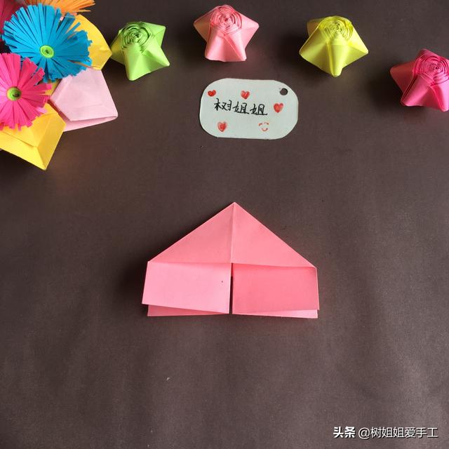 蝴蝶书签的折法，蝴蝶折纸教程（可DIY的蝴蝶折纸书签折法）