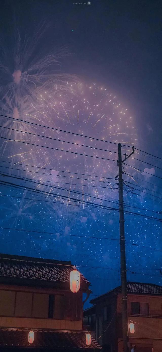 唯美月光背景图,唯美月光背景图片(一组唯美的放烟花壁纸和治愈背景图分享) 唯美月光背景图,唯美月光背景图片(一组唯美的放烟花壁纸和治愈背景图分享)
