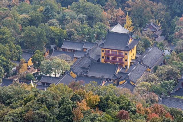 普陀山求财去哪最灵，浙江普陀山（浙江一300米小山）